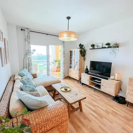Bright With Terrace, Pool And Apartment Torremolinos