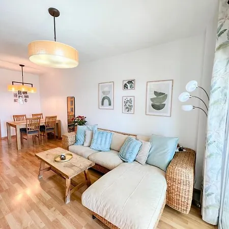 Apartment Bright With Terrace, Pool And *