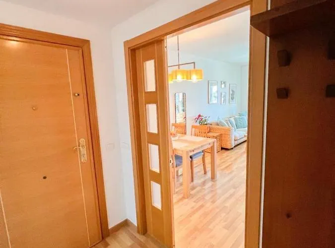 Apartmán Bright With Terrace, Pool And Torremolinos