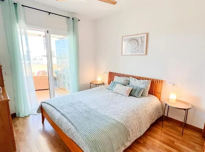 Bright With Terrace, Pool And Apartmán